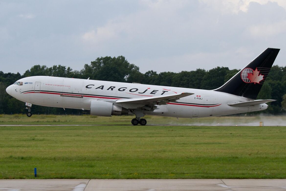 C-FGAJ_7733720520.jpg